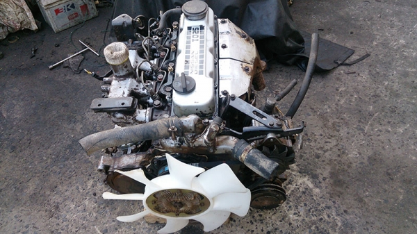 ขายเครื่องยนต์ดีเซล Nissan TD25 พร้อมเลข