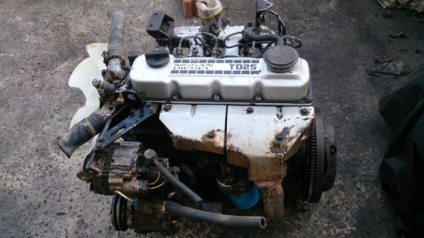 ขายเครื่องยนต์ดีเซล Nissan TD25 พร้อมเลข