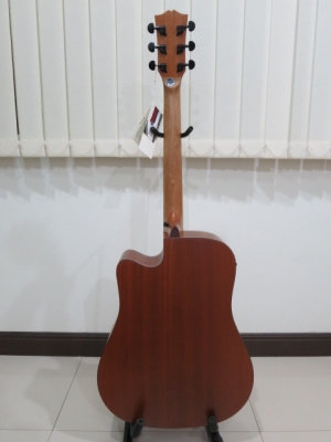 กีต้าร์โปร่งเว้าไฟฟ้า Amari รุ่น AM-419C สีไม้ด้าน คอสลัก ของใหม่ EQ อย่างดี