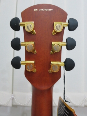 กีต้าร์โปร่งไฟฟ้าตัวบาง Vivid 336E ของใหม่ สีดำด้าน อีคิวจูนเนอร์ในตัว