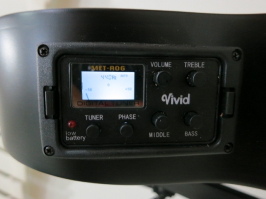 กีต้าร์โปร่งไฟฟ้าตัวบาง Vivid 336E ของใหม่ สีดำด้าน อีคิวจูนเนอร์ในตัว