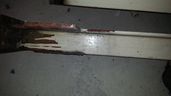 ชายเหล็กกล่อง 3x3 นิ้วยาว 4 เมตร 6 เมตรเหล็กฉาก3 นิ้ว6 เมตรโลละ 15 บาท