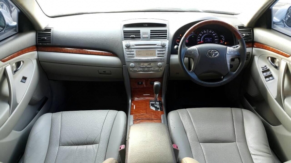 Toyota Camry  โฉมใหม่ ขายถูก สภาพสวยจัด จัด มิอยากจะบรรยาย พูดเลยคะ