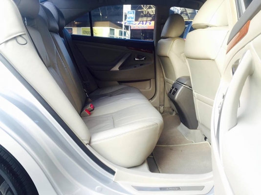 Toyota Camry  โฉมใหม่ ขายถูก สภาพสวยจัด จัด มิอยากจะบรรยาย พูดเลยคะ