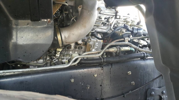 ขายด่วนสิบล้อสองเพลาหัวคัสซี 1Jสมอทองเครื่อง260แรงปี45 สภาพสวยพร้อมใช้