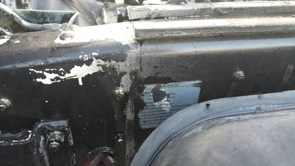 ขายด่วนสิบล้อสองเพลาหัวคัสซี 1Jสมอทองเครื่อง260แรงปี45 สภาพสวยพร้อมใช้