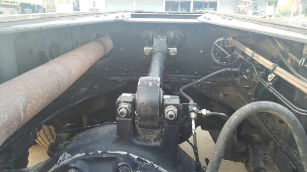 ขายด่วนสิบล้อสองเพลาหัวคัสซี 1Jสมอทองเครื่อง260แรงปี45 สภาพสวยพร้อมใช้