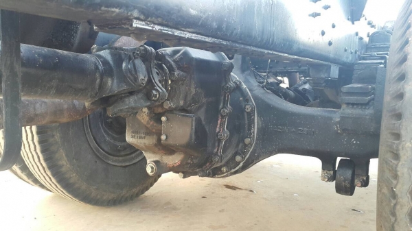 ขายด่วนสิบล้อสองเพลาหัวคัสซี 1Jสมอทองเครื่อง260แรงปี45 สภาพสวยพร้อมใช้