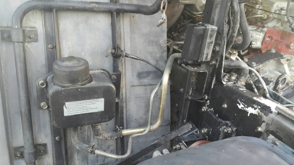 ขายด่วนสิบล้อสองเพลาหัวคัสซี 1Jสมอทองเครื่อง260แรงปี45 สภาพสวยพร้อมใช้