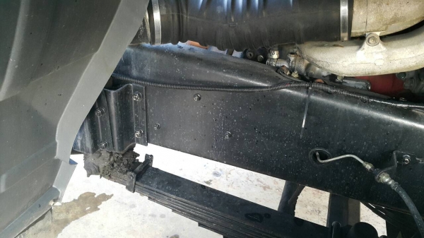 ขายด่วนสิบล้อสองเพลาหัวคัสซี 1Jสมอทองเครื่อง260แรงปี45 สภาพสวยพร้อมใช้