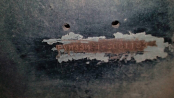 รถอีซุซุ 10 ล้อ บรรทุกน้ำมัน  FVM 195  แรงม้า. ปี 41.     สนใจติดต่อ  081 - 6079515