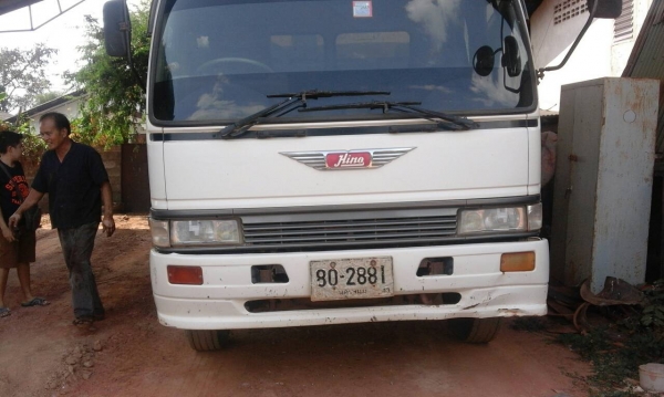 ขายถูกรถบรรทุก 10 ล้อดั้ม 2 เพลา