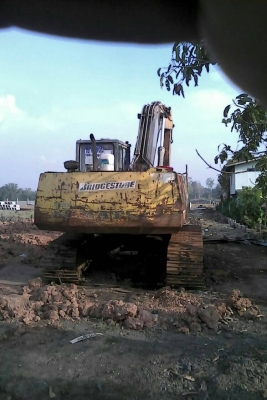 แบ็คโฮ KOMATSU PC200-5