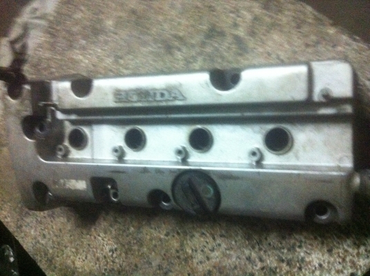 ฝาครอบวาวฮอนด้าCRVเครื่องK20Aถอดสวยๆครับ