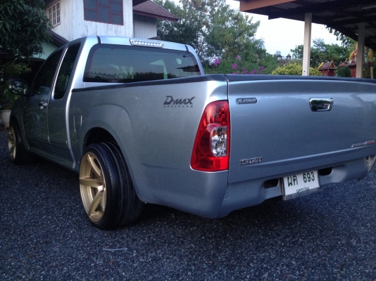 Isuzu D-max  แพลตทินั่ม  เครื่องเดิมแต่งสวย