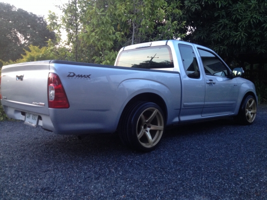 Isuzu D-max  แพลตทินั่ม  เครื่องเดิมแต่งสวย