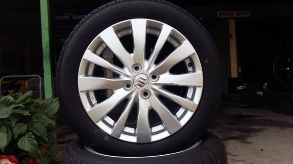ขายล้อแม็ก swift 16" พร้อมยางใหม่ปี15 สนใจติดต่อตาเล็ก ล้อและยางครับ 081-3747940