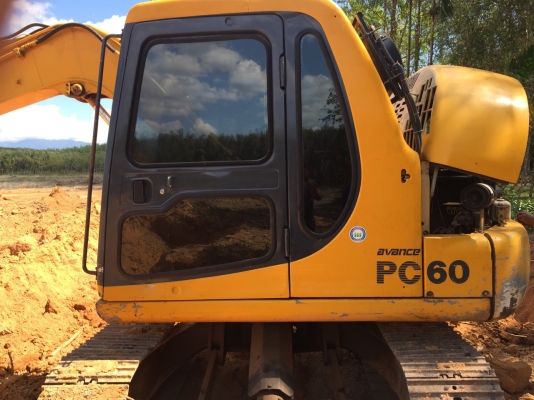 ขายรถแบคโฮ KOMATSU PC60-7 ระบบไฟเต็ม ใบมีดดันหน้า ไม่มีเอกสาร ซีเรียล 52908 ไมล์ 7337 ชม.ราคา 600000