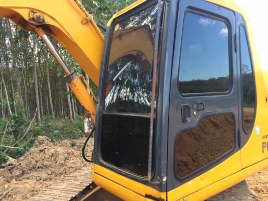 ขายรถแบคโฮ KOMATSU PC60-7 ระบบไฟเต็ม ใบมีดดันหน้า ไม่มีเอกสาร ซีเรียล 52908 ไมล์ 7337 ชม.ราคา 600000