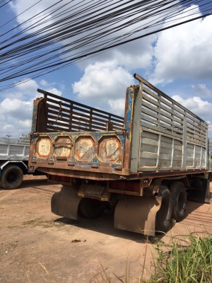 ขาย10ล้อดั้ม. เครื่อง195แรง. เบรคทิฟฟี่. สภาพสวยมากๆ