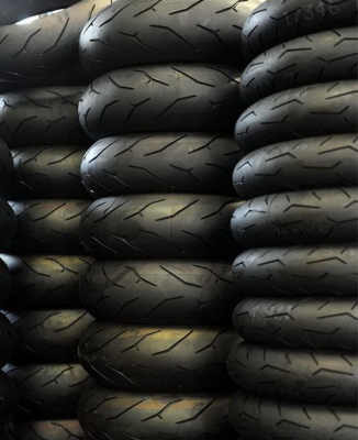 Pirelli Rosso Corsa  120 - 200 ไม่แพง พร้อมใบรับประกัน 5 ปี