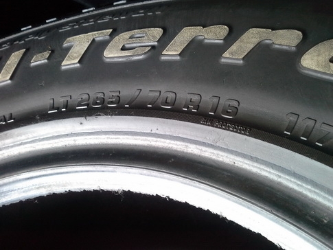 BF All USA. 265/70/16 ปี11 สภาพดี 1ชุด