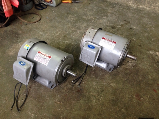 ขายมอเตอร์ Mitsubishi 1HP. 6Pole 380V สภาพสวยเดิมๆ วิ่งนิ่ม พร้อมใช้งานมี 2 ตัวครับ