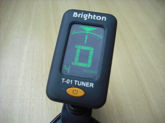 จูนเนอร์ตัวหนีบ ยี่ห้อ Brighton T01 จูนเนอร์ตัวหนีบ ยี่ห้อ Brighton T01