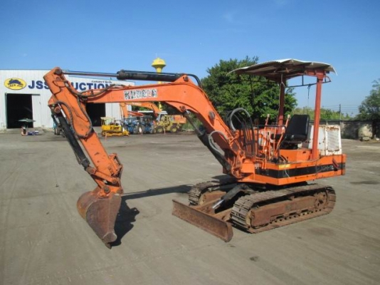ราคา. 250,000. บาท( พร้อมทำสี)ขายรถขุด เก่านอก MINI EXCAVATOR ยี่ห้อKUBOTA รุ่น KH-15