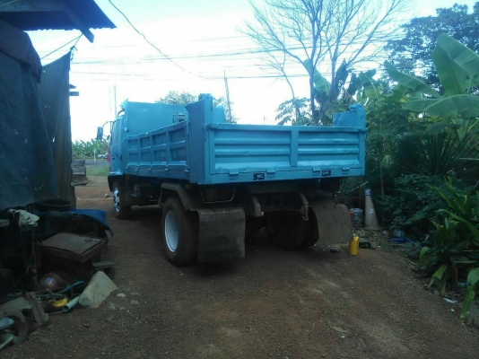 ขาย285000บาท รถอีซูซุร็อก6ล้อดั้ม เครื่อง175แรง เบรกทิฟฟี เพาเวอร์ ยาง9.00 (ไม่มีเล่ม)