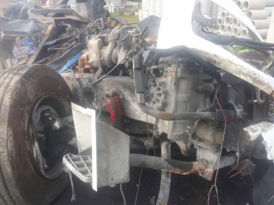 ขายซาก...10ล้อหัวลาก320แรง FM2PKPA. ปี51 ตามสภาพ