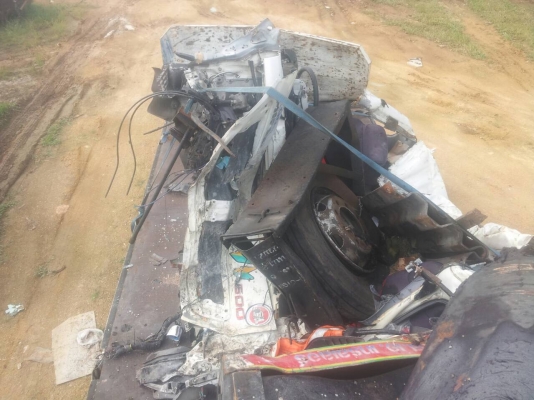 ขายซาก...10ล้อหัวลาก320แรง FM2PKPA. ปี51 ตามสภาพ