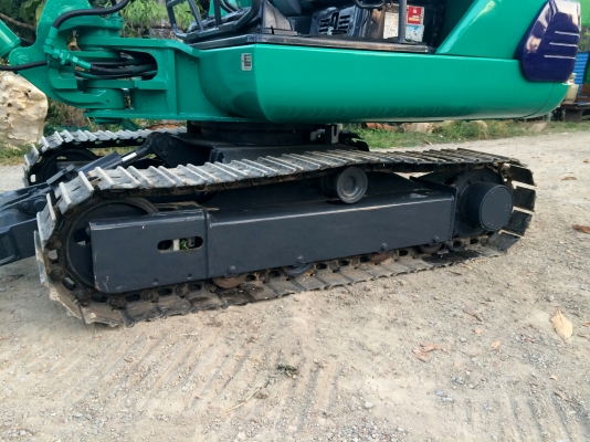 ขายแม็คโคร KOMATSU PC 30-7 พร้อมใช้งาน ติดต่อ 086-775-7900 086-324-1992