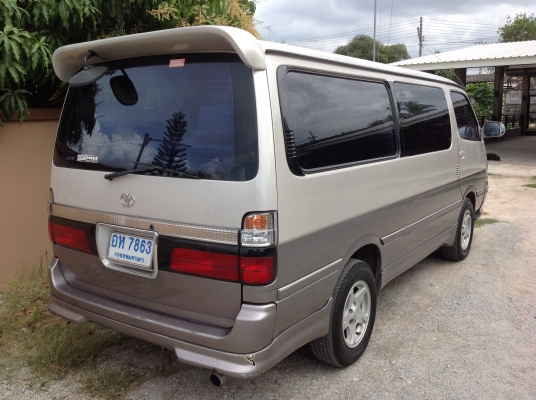 โตโยต้า รถตู้ ไฮเอช หัวจรวด ตัวประกอบนอก วางเครื่องโตโยต้าดีเซล1KZ 3000 กลางปีที่แล้ว เกียร์ออโต้ ขับสบาย