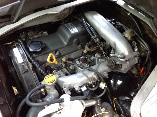 โตโยต้า รถตู้ ไฮเอช หัวจรวด ตัวประกอบนอก วางเครื่องโตโยต้าดีเซล1KZ 3000 กลางปีที่แล้ว เกียร์ออโต้ ขับสบาย