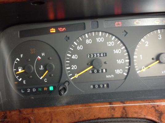 โตโยต้า รถตู้ ไฮเอช หัวจรวด ตัวประกอบนอก วางเครื่องโตโยต้าดีเซล1KZ 3000 กลางปีที่แล้ว เกียร์ออโต้ ขับสบาย