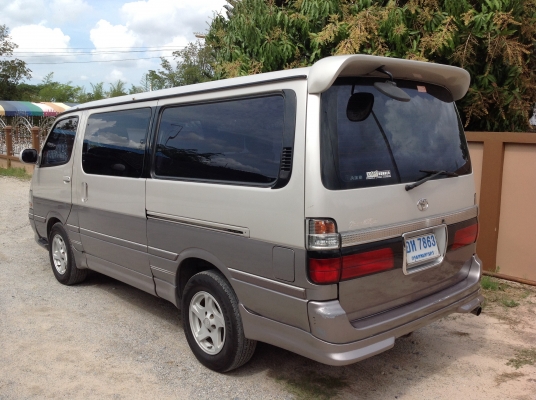 โตโยต้า รถตู้ ไฮเอช หัวจรวด ตัวประกอบนอก วางเครื่องโตโยต้าดีเซล1KZ 3000 กลางปีที่แล้ว เกียร์ออโต้ ขับสบาย