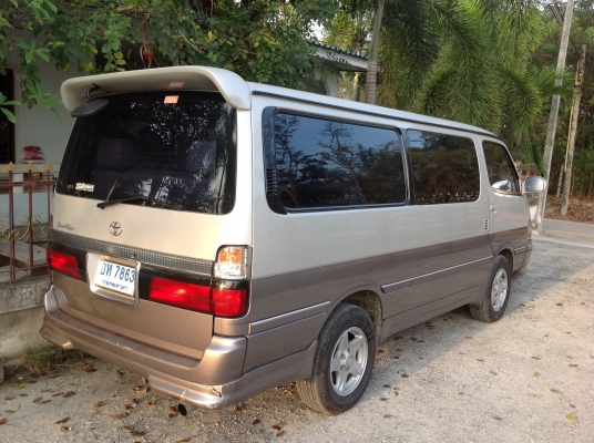 โตโยต้า รถตู้ ไฮเอช หัวจรวด ตัวประกอบนอก วางเครื่องโตโยต้าดีเซล1KZ 3000 กลางปีที่แล้ว เกียร์ออโต้ ขับสบาย