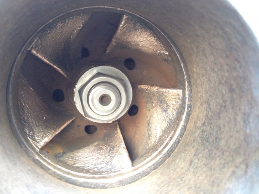 ขายหัวปั้มน้ำหอยโข่ง Kawamoto made in Japan ขนาดเข้า 3นิ้ว ออก 2นิ้ว ใบพัดทองเหลือง สภาพดี ใช้กับมอเตอร์ 5HP. 2800rpm. พร้อมใช้งาน ขายหัวปั้มน้ำหอยโข่ง Kawamoto made in Japan ขนาดเข้า 3นิ้ว ออก 2นิ้ว ใบพัดทองเหลือง สภาพดี ใช้กับมอเตอร์ 5HP. 2800rpm. พร้อมใช้งาน