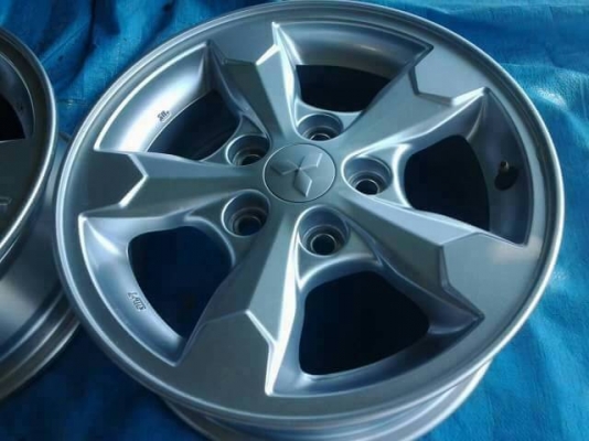 ล้อแม็กไทรทรัน ป้ายแดง ขอบ15 5รู114