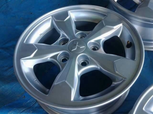 ล้อแม็กไทรทรัน ป้ายแดง ขอบ15 5รู114