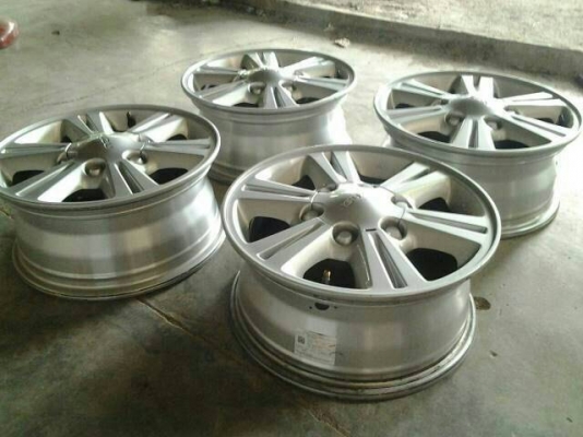 ล้อแม็ก อิซุซุ ขอบ15 ป้ายแดง ล้อแม็ก อิซุซุ ขอบ15 ป้ายแดง