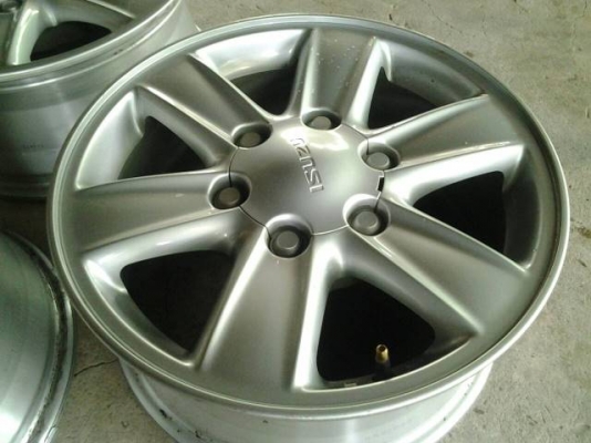 แม็กอิซุซุ ขอบ16 ใหม่ๆ