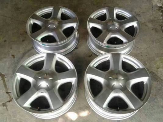 ล้อแม็กวีครอส ขอบ17 ป้ายแด