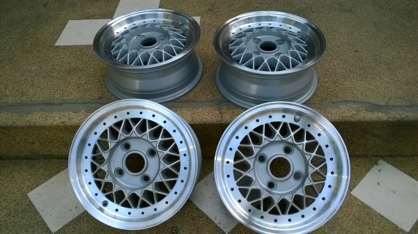 ขายล้อรังผึ้ง13*5.5 4รู110 ราคา6500 โทร.096-2085202 ครับ