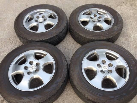 แม็กเปล่า toyota vigo ขอบ16 รมดำ