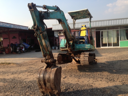 ขายรถแบคโฮล KOMATSU PC30-5 (มีภาพวีดีโอ) ราคา 185,000 บาท รถสภาพดีพร้อมใช้งาน เอกสารใบอินวอย สนใจโทรสอบถามรายละเอียดได้ครับ คุณ ชัยยา สตึก โทร 081-9972972 089-8451778