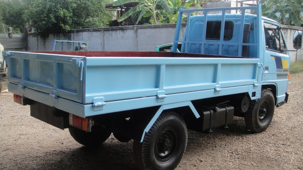 ป้ายเล็กไม่ติดเวลา ISUZU NKR 4ล้อ รถห้างแท้ เครื่อง88แรง เครื่องดี คัสฃีสวย ภาษี-พรบ.เต็มปี