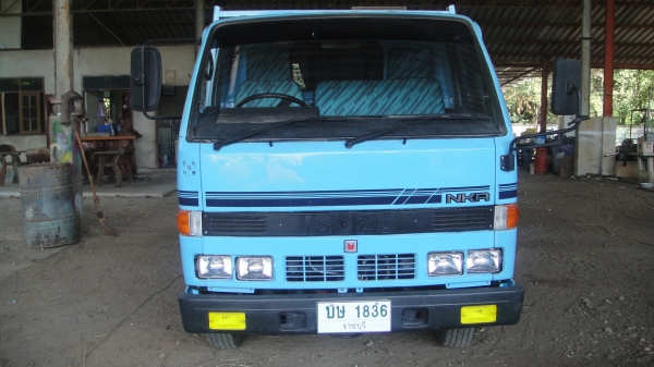 ป้ายเล็กไม่ติดเวลา ISUZU NKR 4ล้อ รถห้างแท้ เครื่อง88แรง เครื่องดี คัสฃีสวย ภาษี-พรบ.เต็มปี