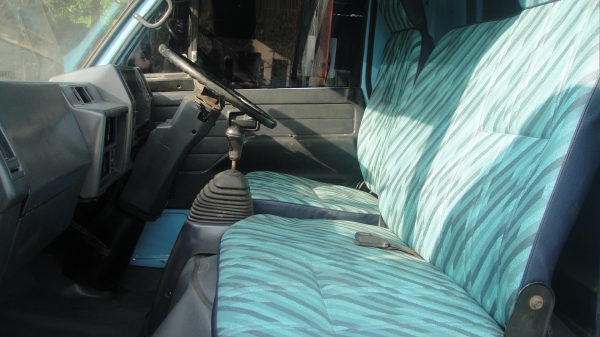 ป้ายเล็กไม่ติดเวลา ISUZU NKR 4ล้อ รถห้างแท้ เครื่อง88แรง เครื่องดี คัสฃีสวย ภาษี-พรบ.เต็มปี